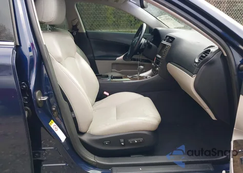 2011 Lexus Is 350 z USA, uszkodzony, nr VIN JTHBE5C27B5025745